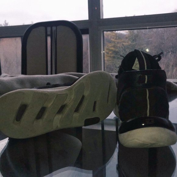 Li-Ning Samourai II Wade Series lightweight, lace-up basketball shoes - Picture 4 of 4